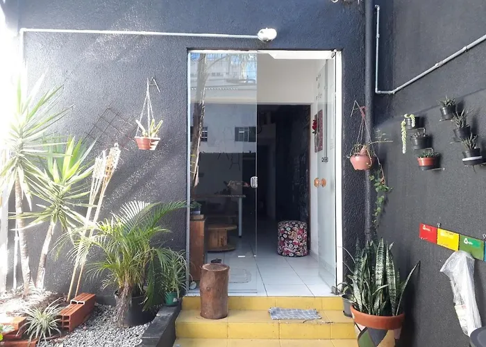 Hospedaria Pinheiros Hostel